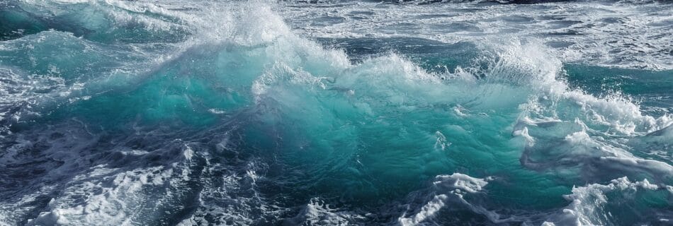 Storm in the sea