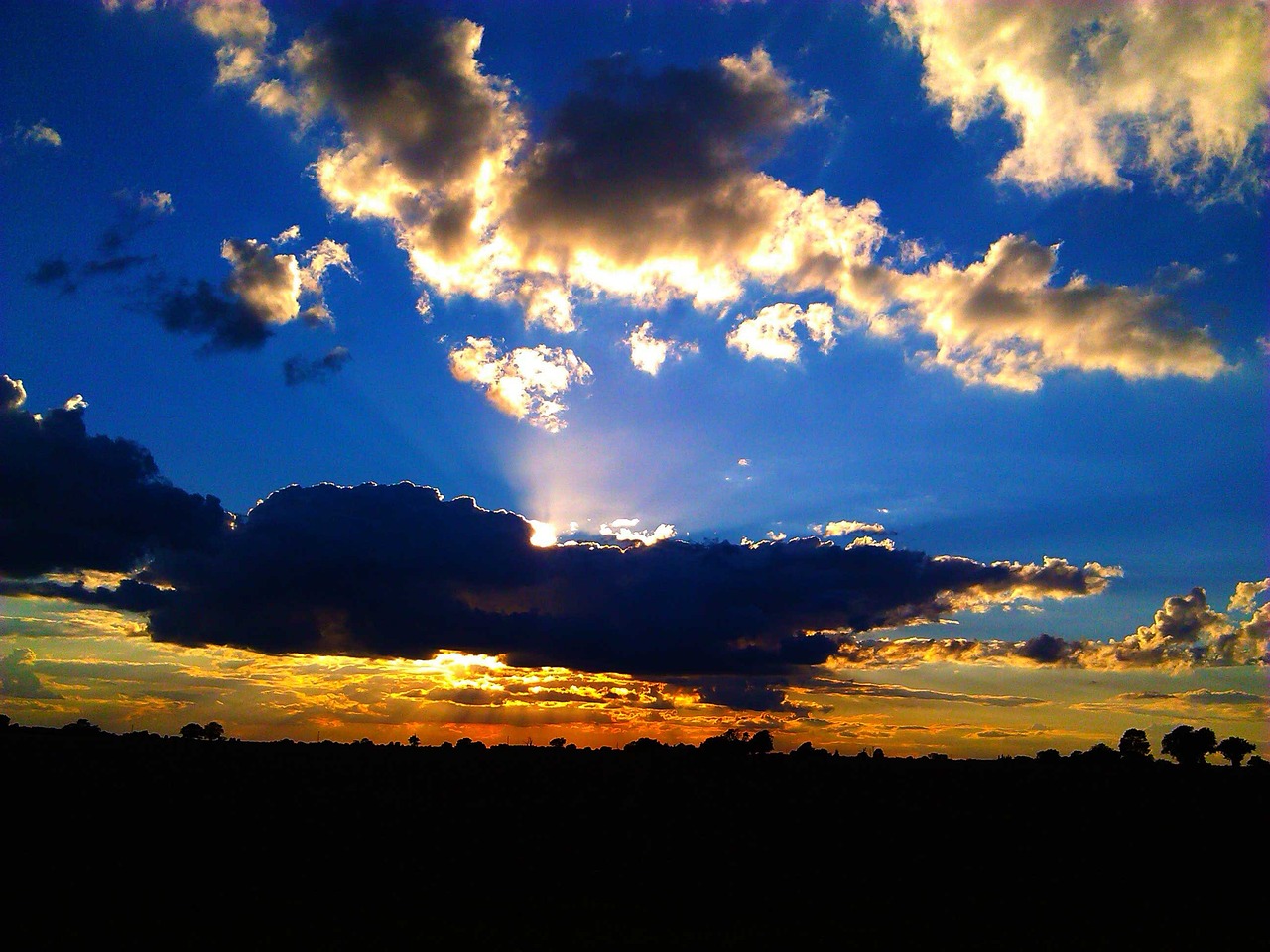 Sun rays coming from clouds